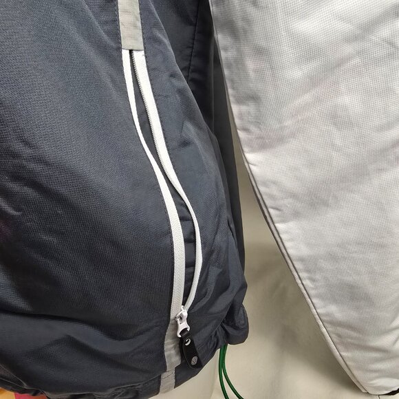 Sunice Gray and White Windbreaker Jacket - Picture 5 of 11